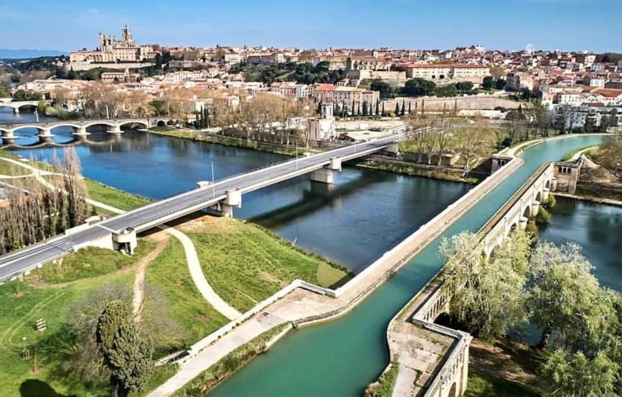 Arcole 5 - Jolie Appartement Centre Ville De Beziers Avec Garage- Wifi -Tv Connectee Buitenkant foto